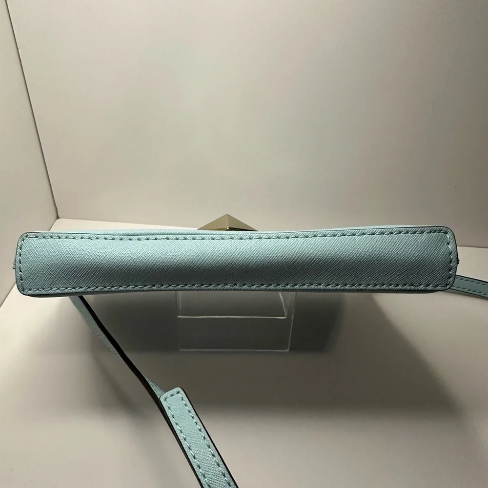 Kate Spade EUC Hydrangea Blue Saffiano Leather Newbury Lane Sally Crossbody